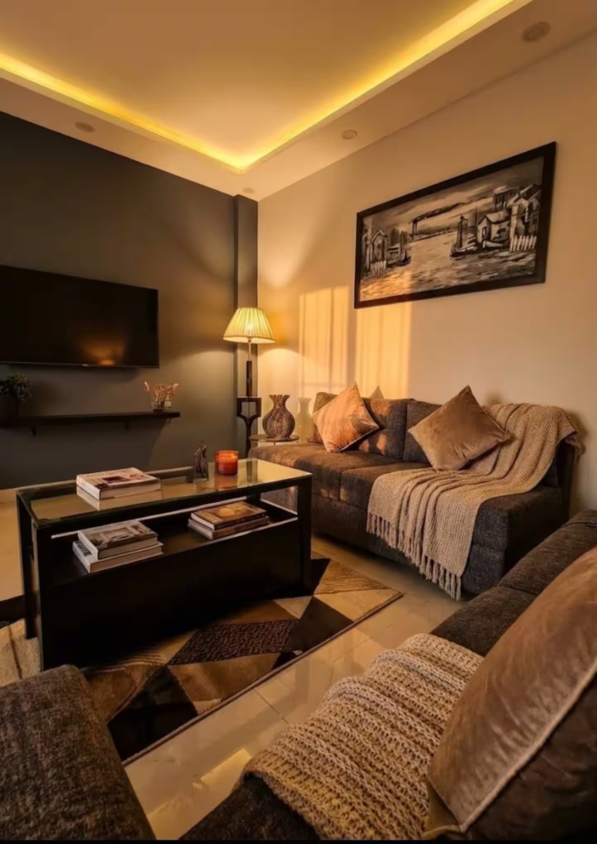 Orbit | 1 BR Penthouse | Self Check IN | DHA Ph 5