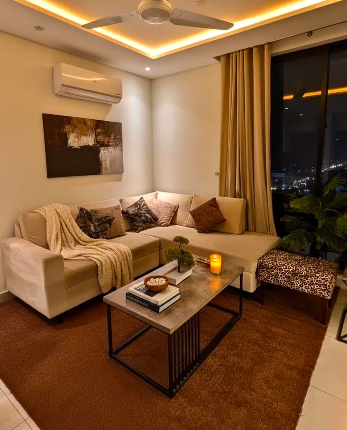 Duné | 1 BHK | Self Check-in| Gulberg | Pool & Gym