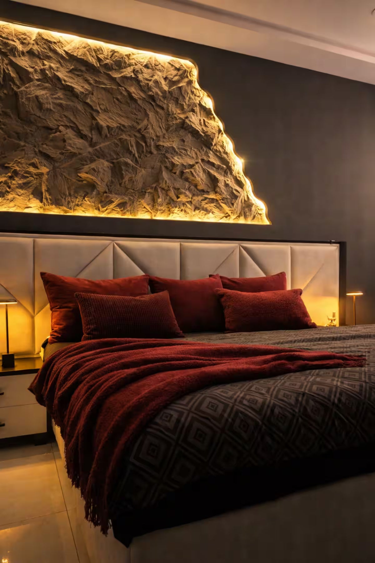 Stone Loft | Self Check-in | Gulberg | MM Alam