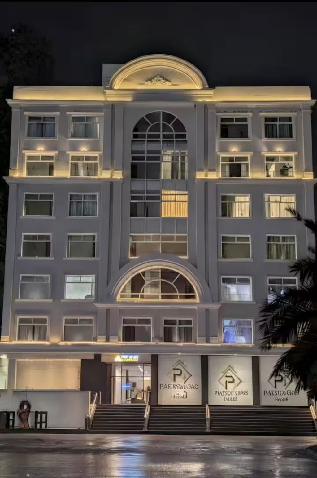Cocó | 2 Bed | Self Check-in | Gulberg | MM Alam