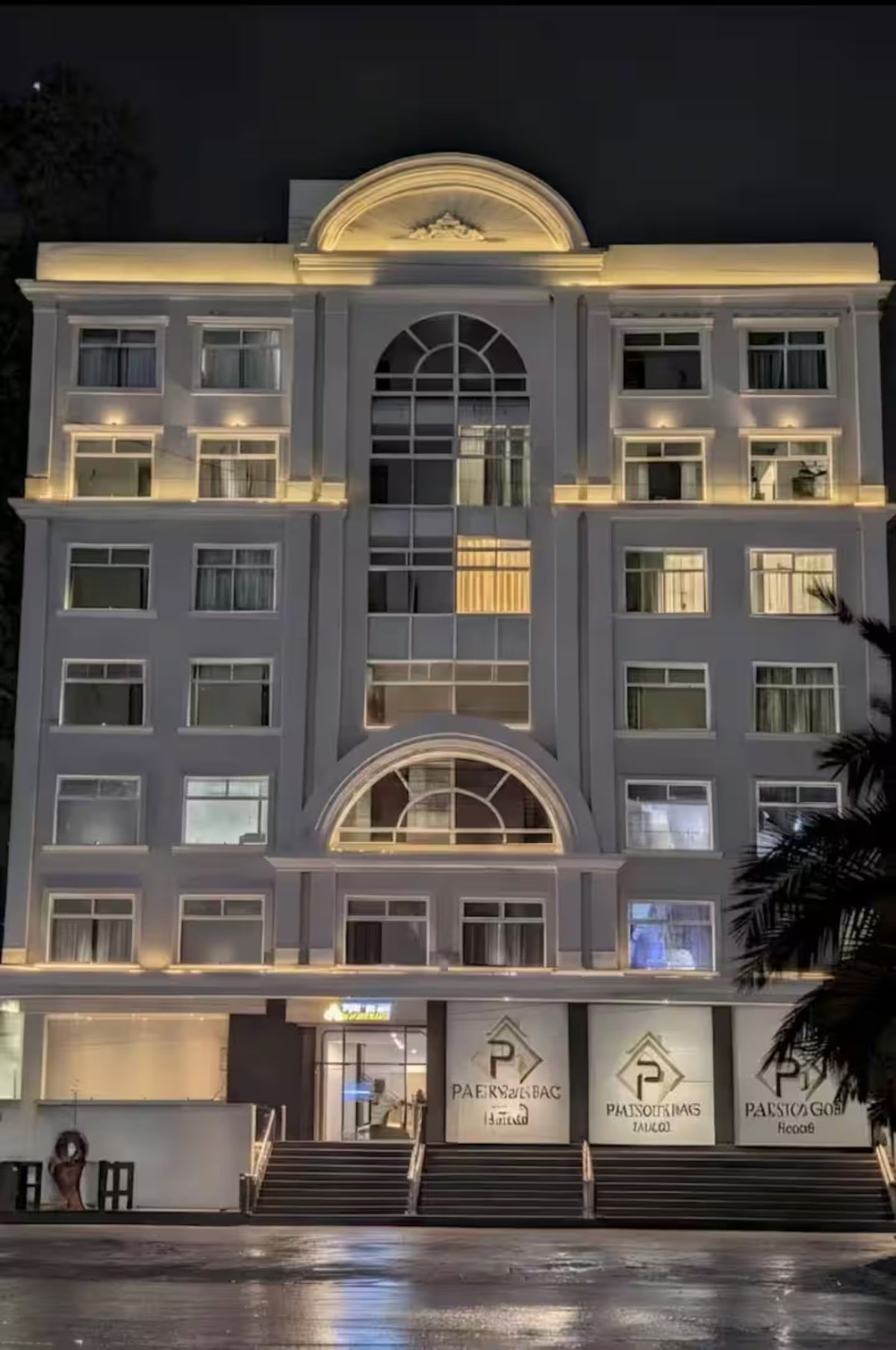 Cocó | 2 Bed | Self Check-in | Gulberg | MM Alam