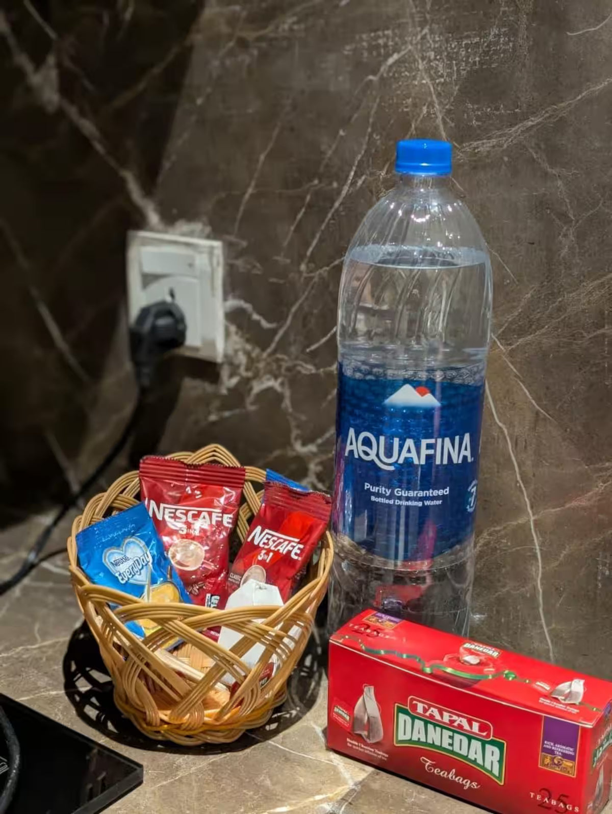 Stone Loft | Self Check-in | Gulberg | MM Alam