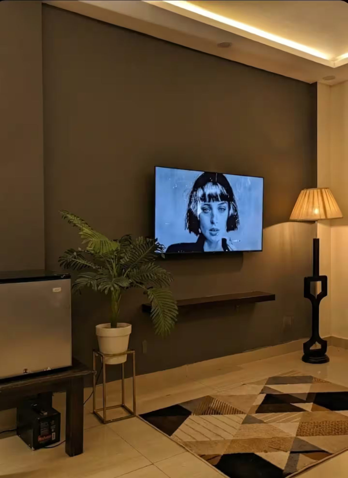 Orbit | 1 BR Penthouse | Self Check IN | DHA Ph 5