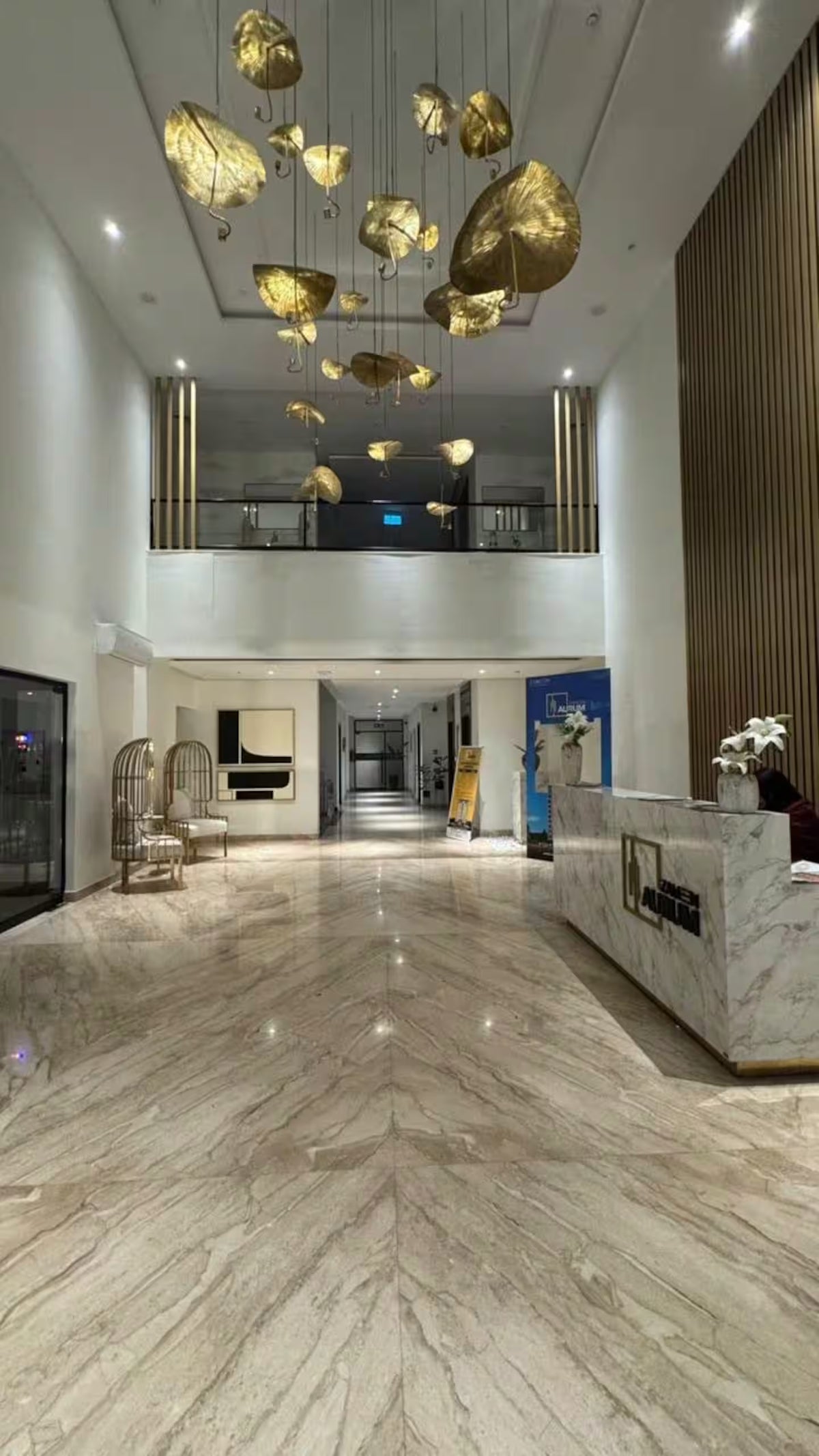 Duné | 1 BHK | Self Check-in| Gulberg | Pool & Gym