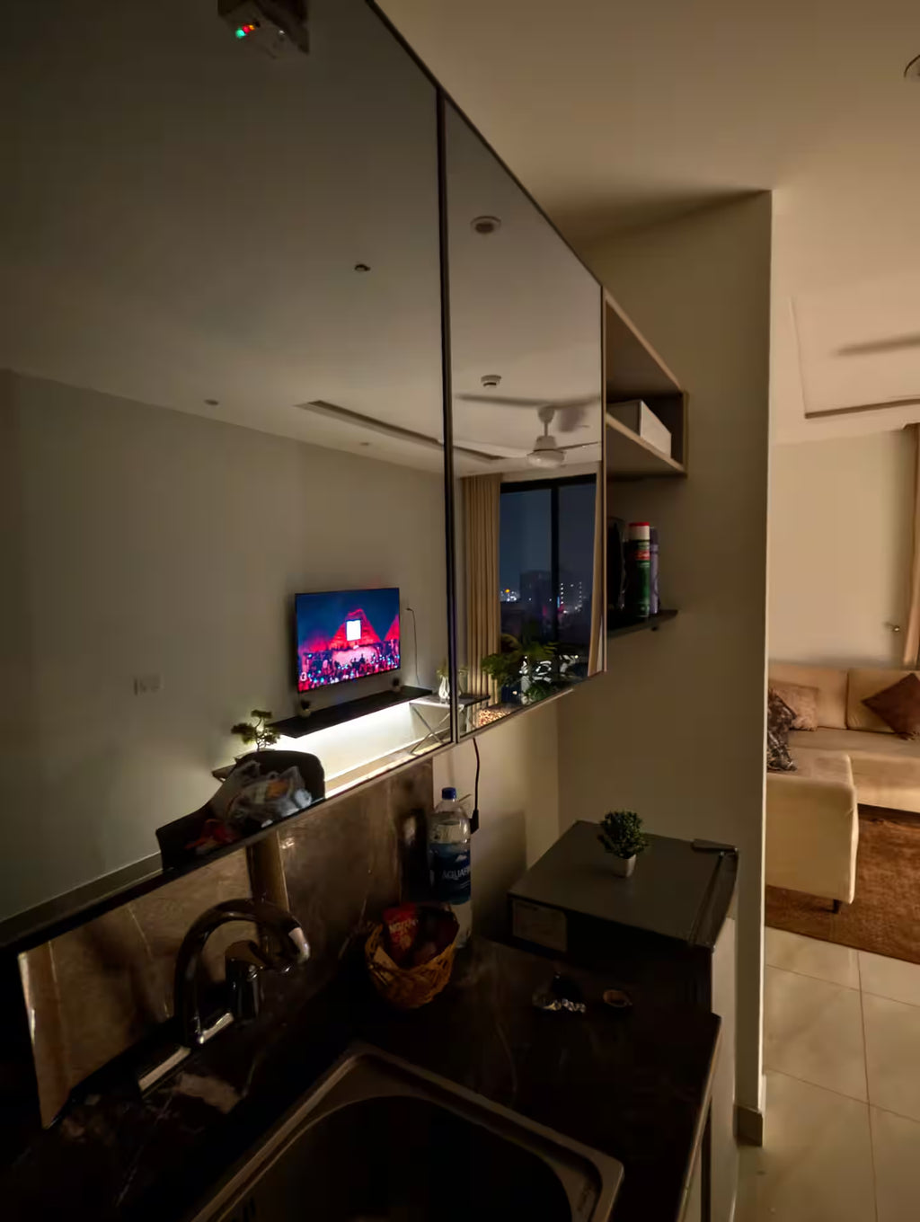 Duné | 1 BHK | Self Check-in| Gulberg | Pool & Gym